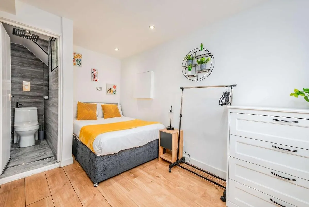 Appartement Modern Spacious 4 Bedroom 3 Bathroom House By Trinity Stays Short Term Lets & Serviced Accommodation Cambridge