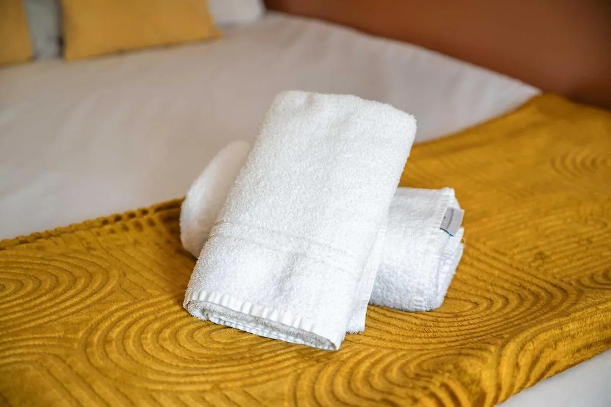 Modern Spacious 4 Bedroom 3 Bathroom House By Trinity Stays Short Term Lets & Serviced Accommodation Cambridge Royaume-Uni